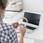 How to Handle a Financial Crisis While Studying